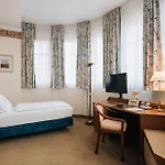 Viktoria 4*