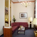 Viktoria Hotel