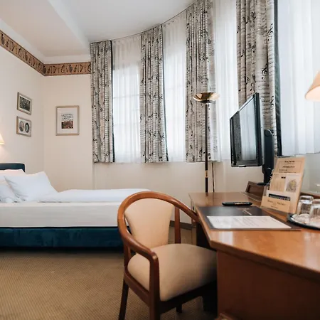 Viktoria 4* Colonia