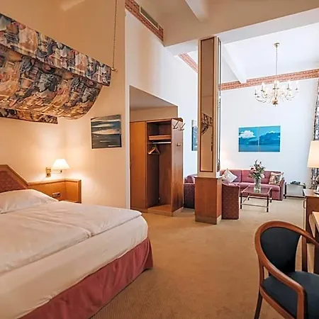 Viktoria Hotel Kolonia