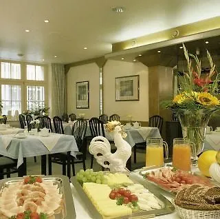 Ξενοδοχείο Viktoria 4*