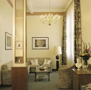 Hotel Viktoria 4*