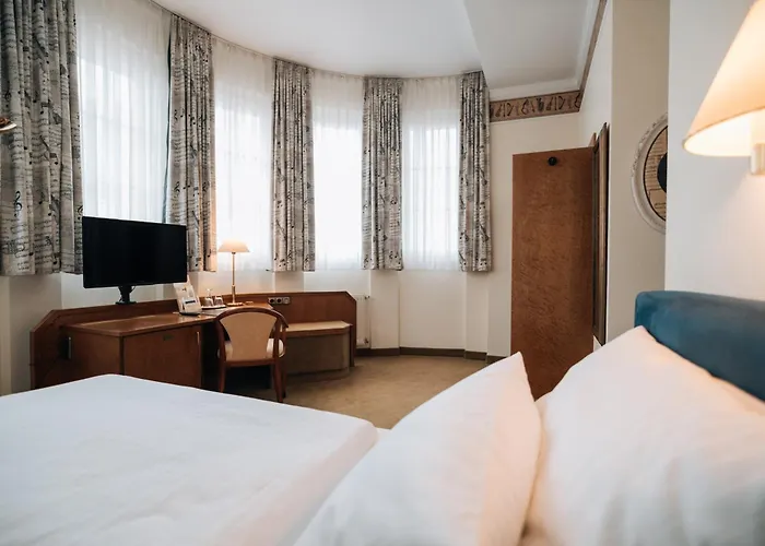 Hotel Viktoria 4*