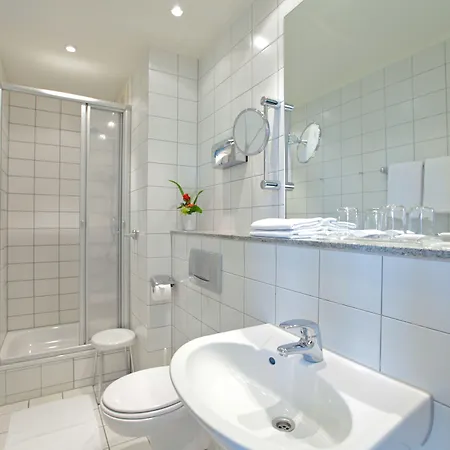 Hotel Viktoria 4*