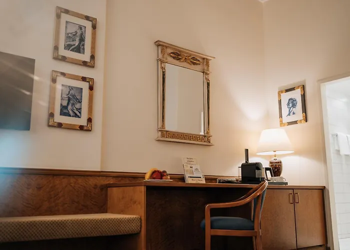 ヴィクトリア 4*